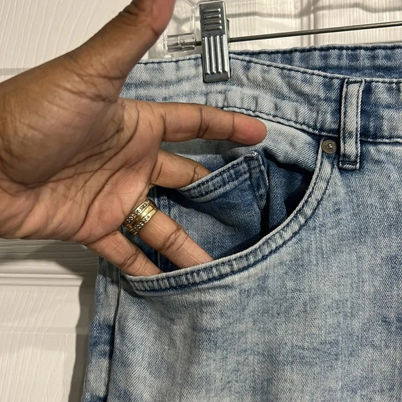 Divided by H&M Mid Rise Moto Skinny Jeans Men’s Size 36 Light Blue Denim - Picture 3 of 6